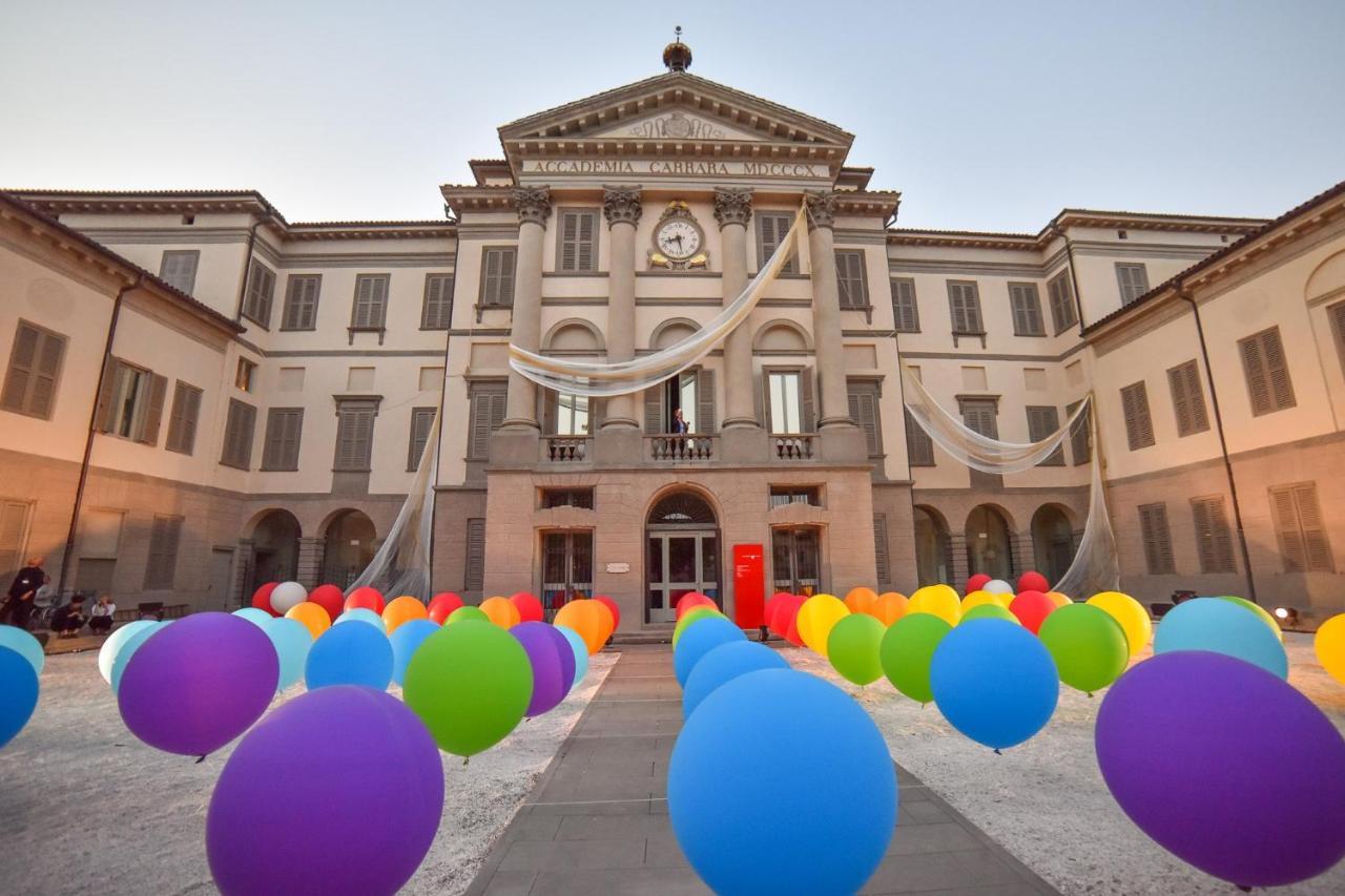 Feel - Accademia Carrara Apartment Bergamo Luaran gambar